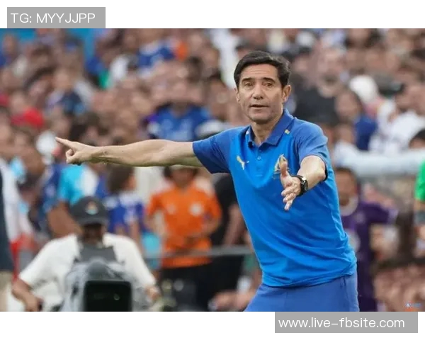 比利亚谈传统9号球员的未来与阿尔瓦雷斯的崛起 比利亚谈传统9号球员的未来与阿尔瓦雷斯的崛起