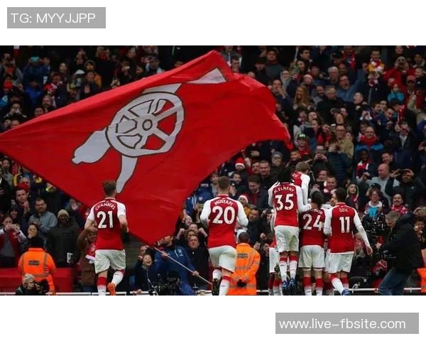 英超争冠白热化曼城紧追阿森纳明日迎战热刺争夺关键三分 英超争冠白热化曼城紧追阿森纳明日迎战热刺争夺关键三分